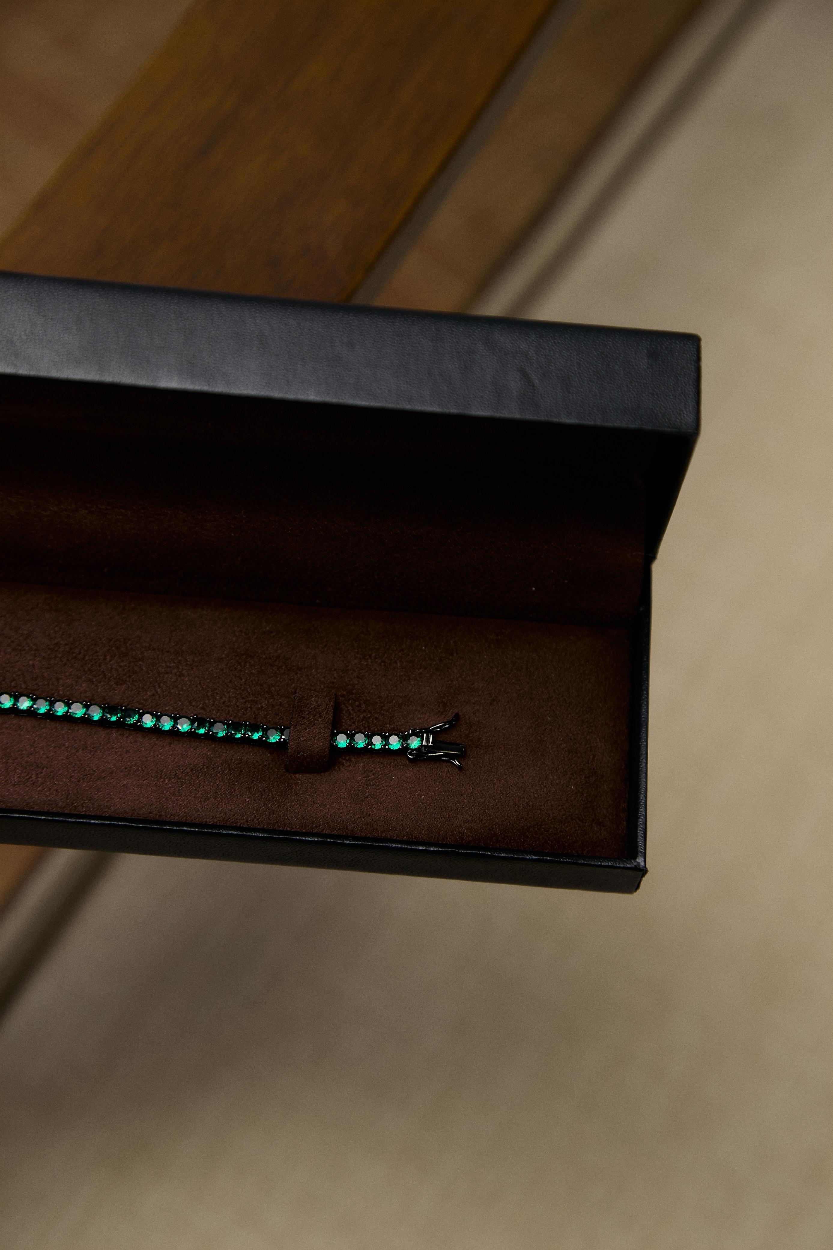 Riviera Nera Smeraldo